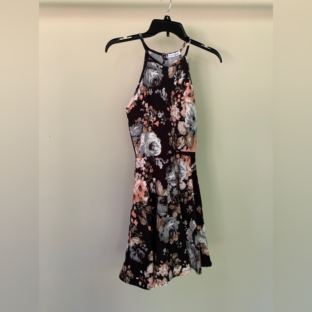 Dainty Hooligan - Black floral skater dress with halter neckline - XS